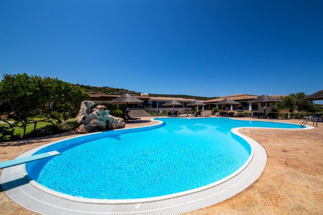 Hotel Costa Caddu San Teodoro  Ngoại thất bức ảnh