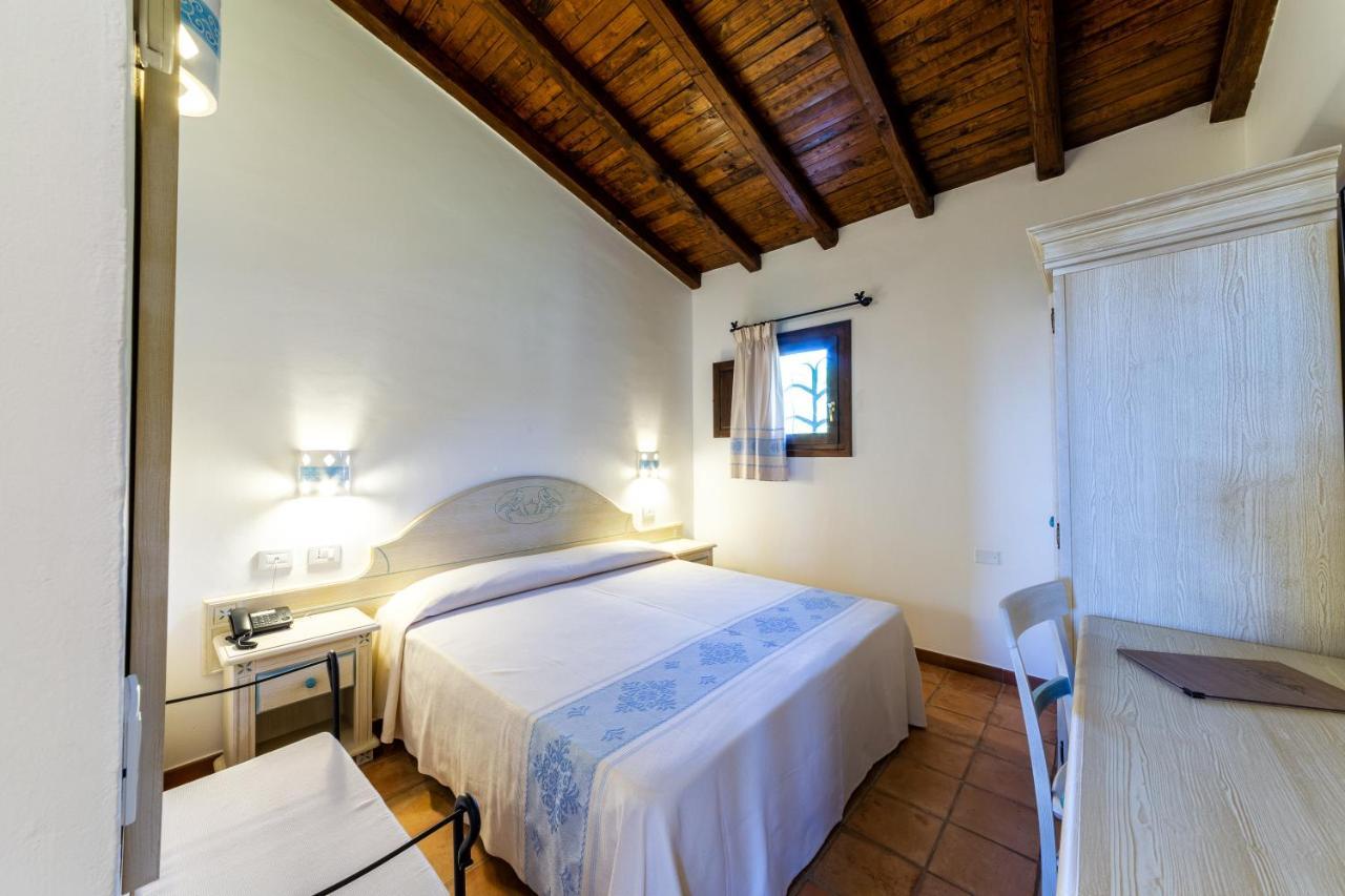 Hotel Costa Caddu San Teodoro  Ngoại thất bức ảnh