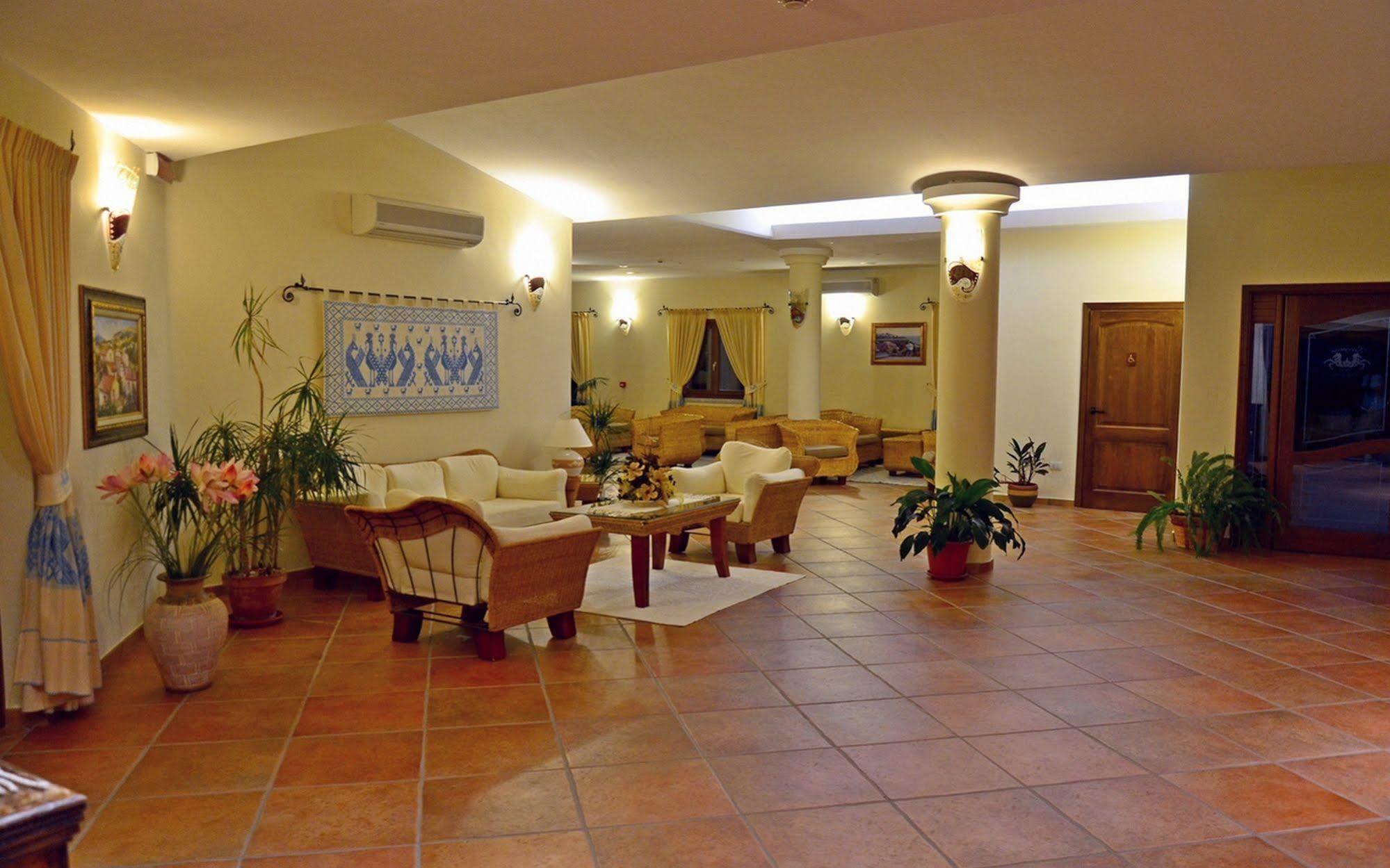 Hotel Costa Caddu San Teodoro  Ngoại thất bức ảnh