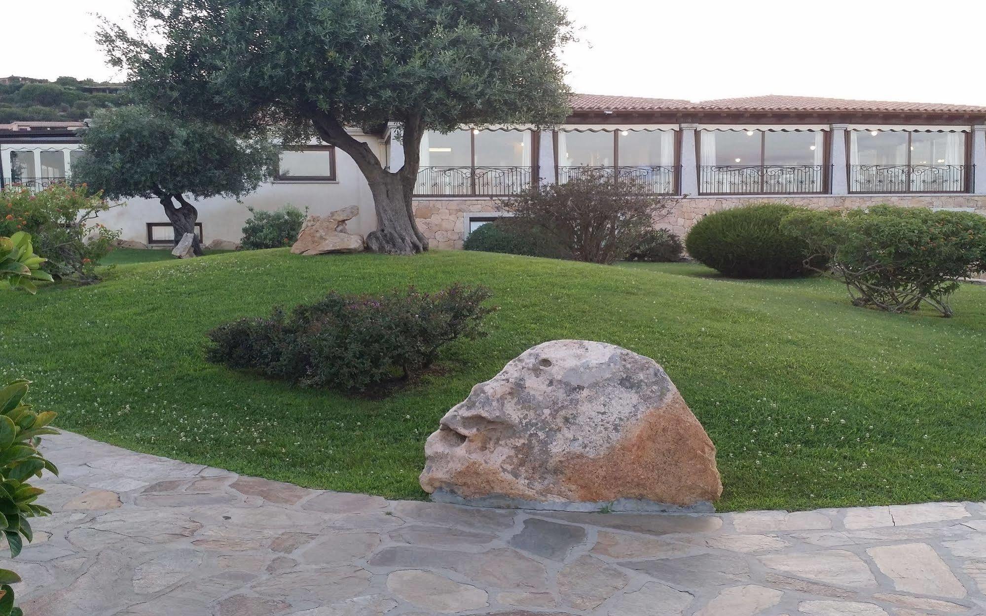 Hotel Costa Caddu San Teodoro  Ngoại thất bức ảnh