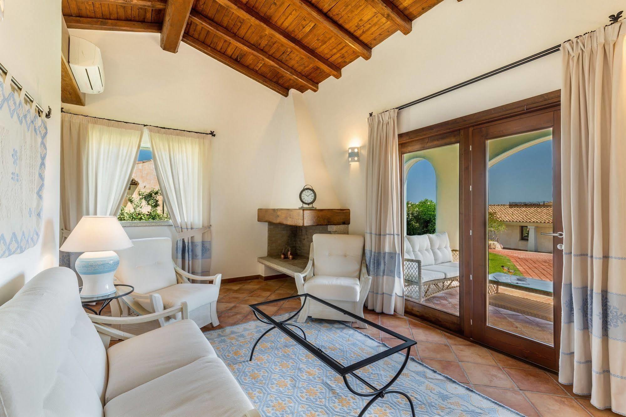 Hotel Costa Caddu San Teodoro  Ngoại thất bức ảnh